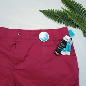 🌟Closet Closing🌟 NWT Cargo Capri